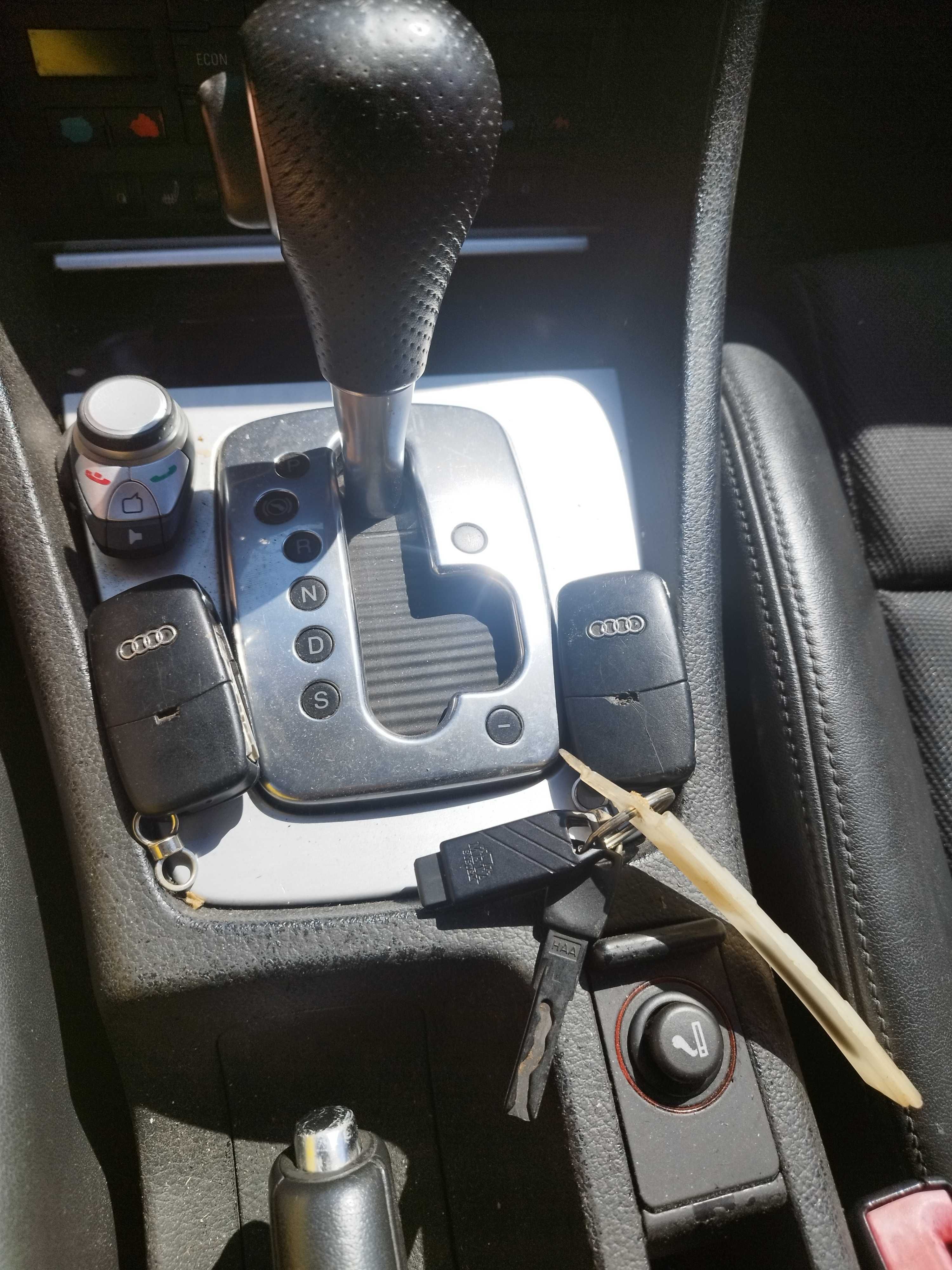 AUDI A4 2.5 TDI V6