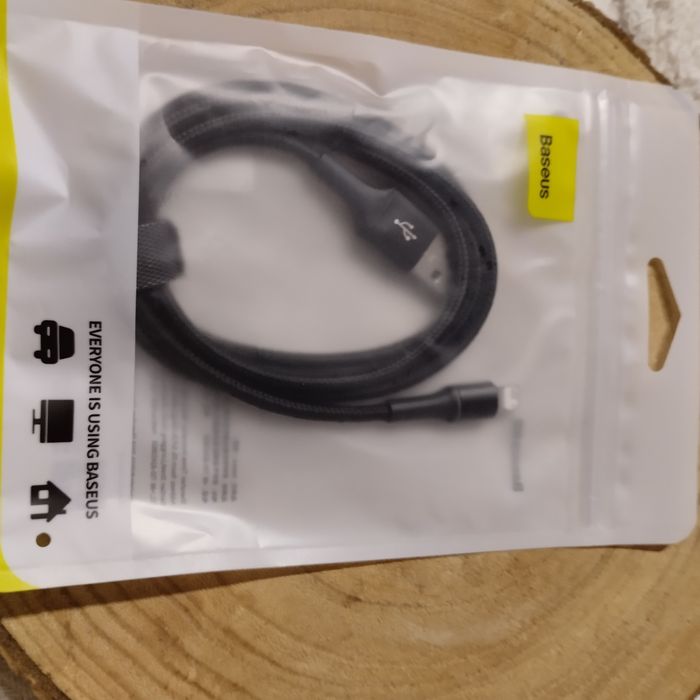 Kabel USB typu lightning 1 m nowy