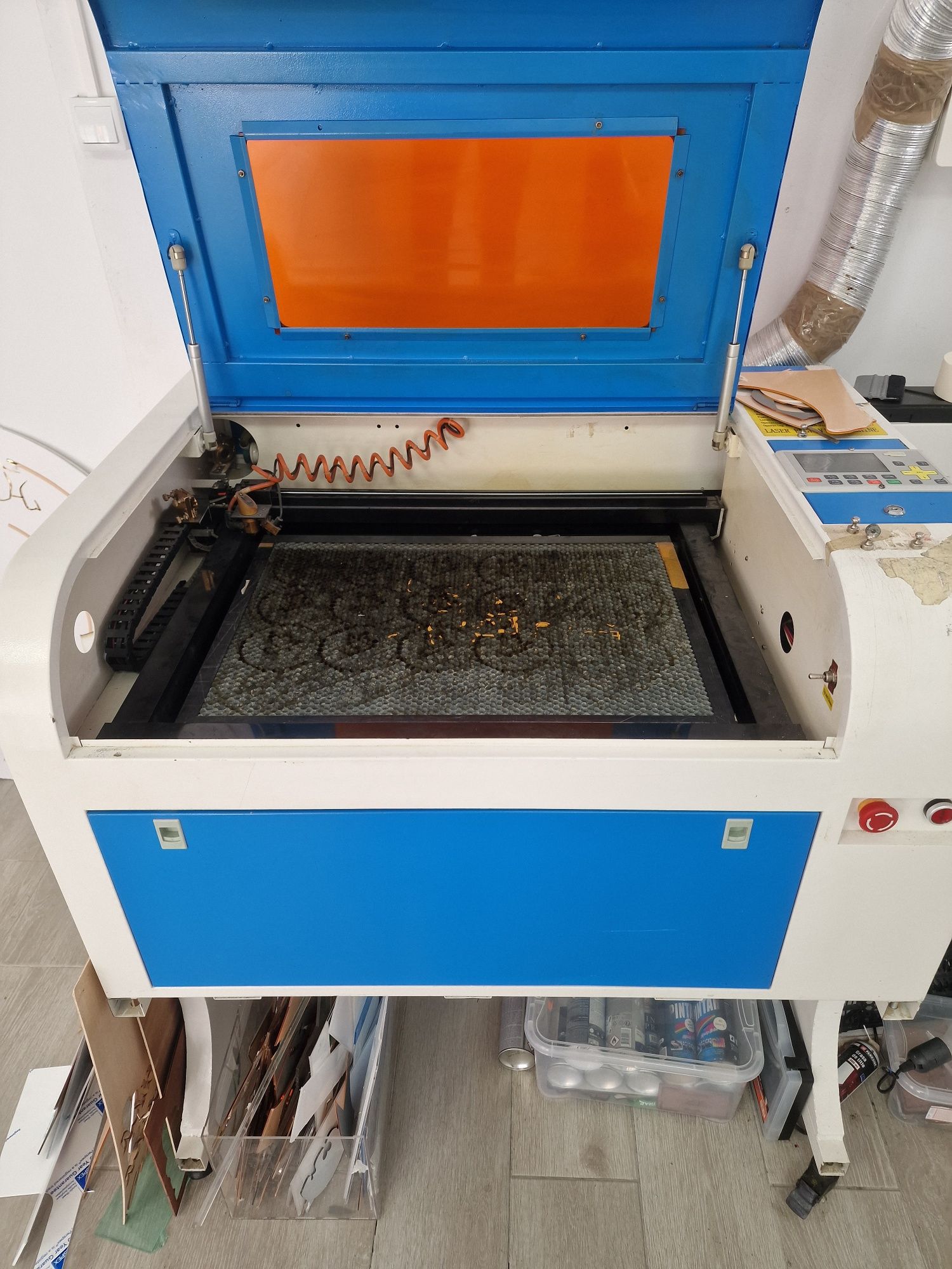 Máquina laser co2 60w área 60x40cm