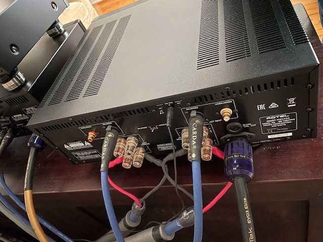 Końcówka mocy Rotel RB-1582 MkII