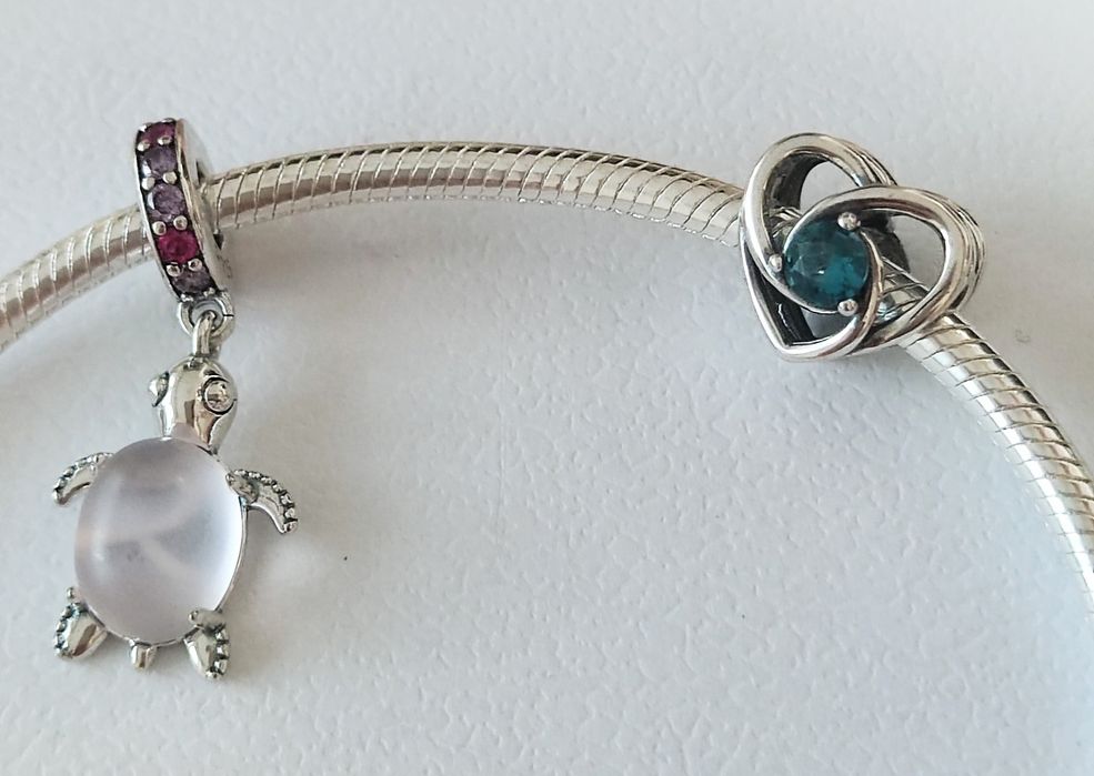 Bransoletka Pandora plus dwa charm'sy S925