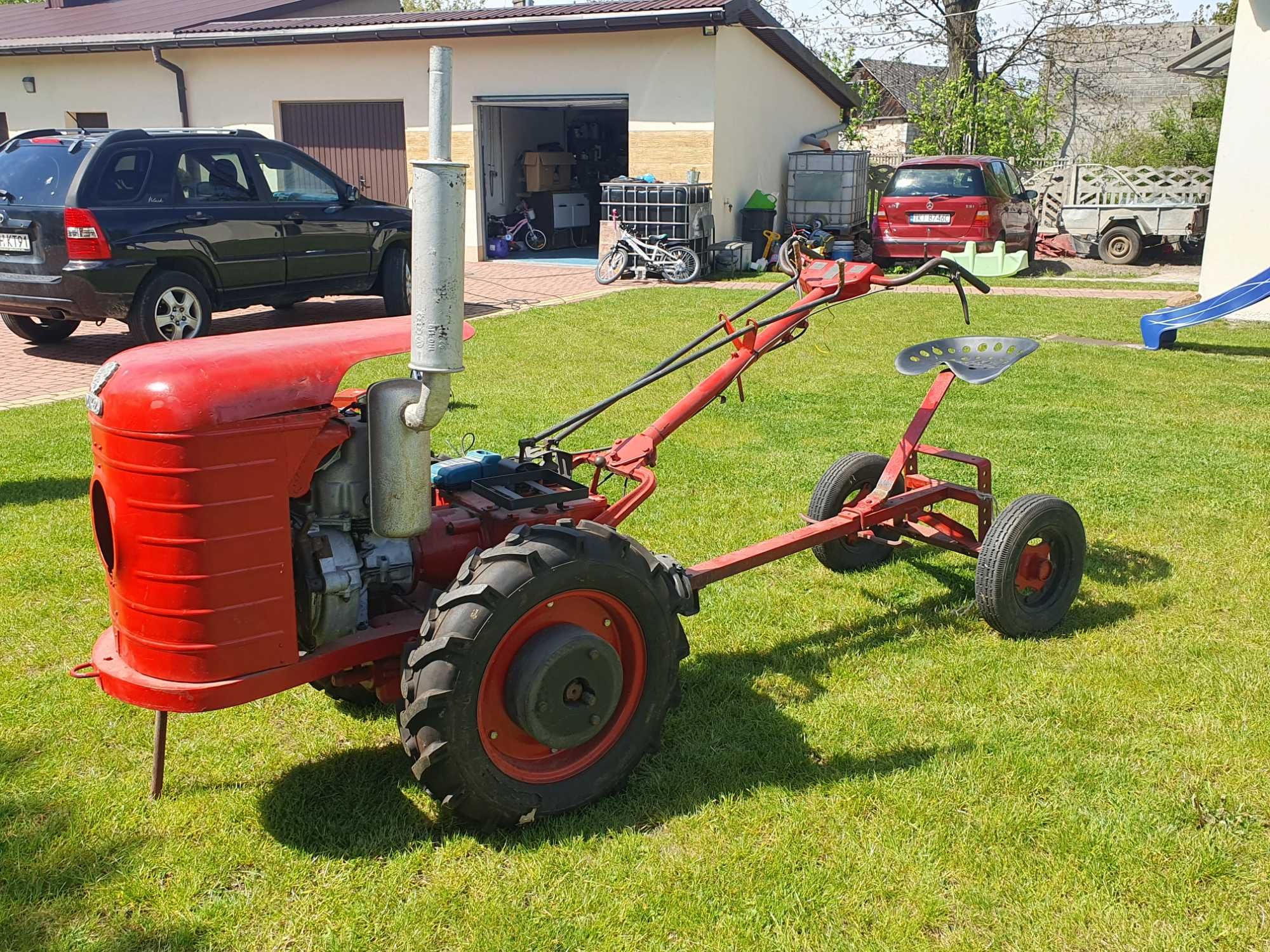 Traktorek Dzik 2 ciągnik + pług