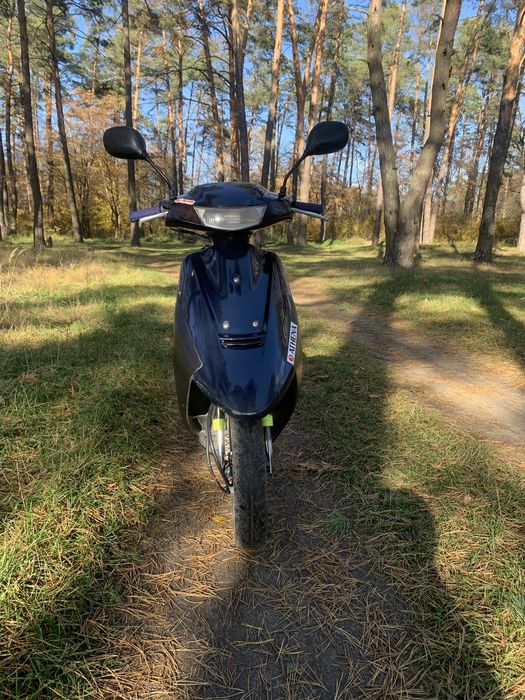 Продам скутер  сузукі сепія zz