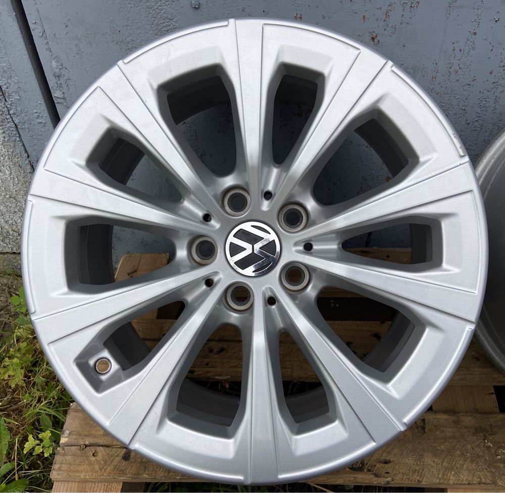 Диски R17 5x112 VW Passat B5 B6 B7 B8 Tiguan Sharan Golf Skoda Audi