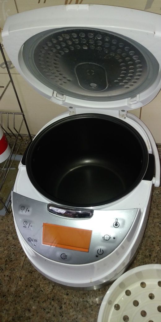 Multi cooker SMUD 860 A1
