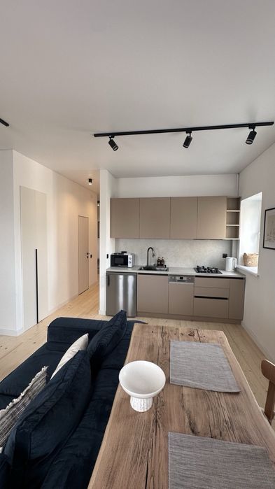 Здам 2-кімн.кв. по вул.Соборна, навпроти Галактики, центр