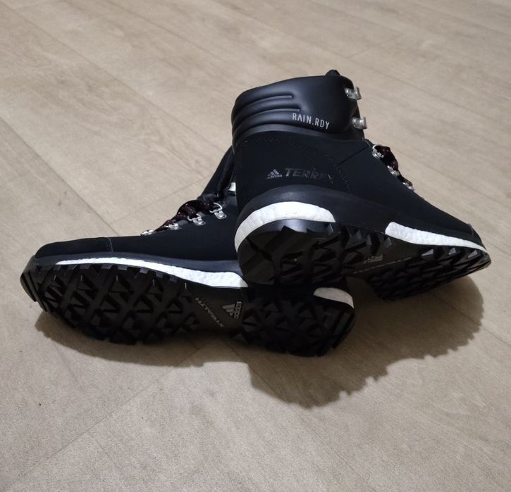 Кроссовки ADIDAS 
 G26455