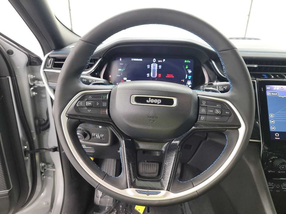 2022 Jeep Grand Cherokee 4XE Trailhawk