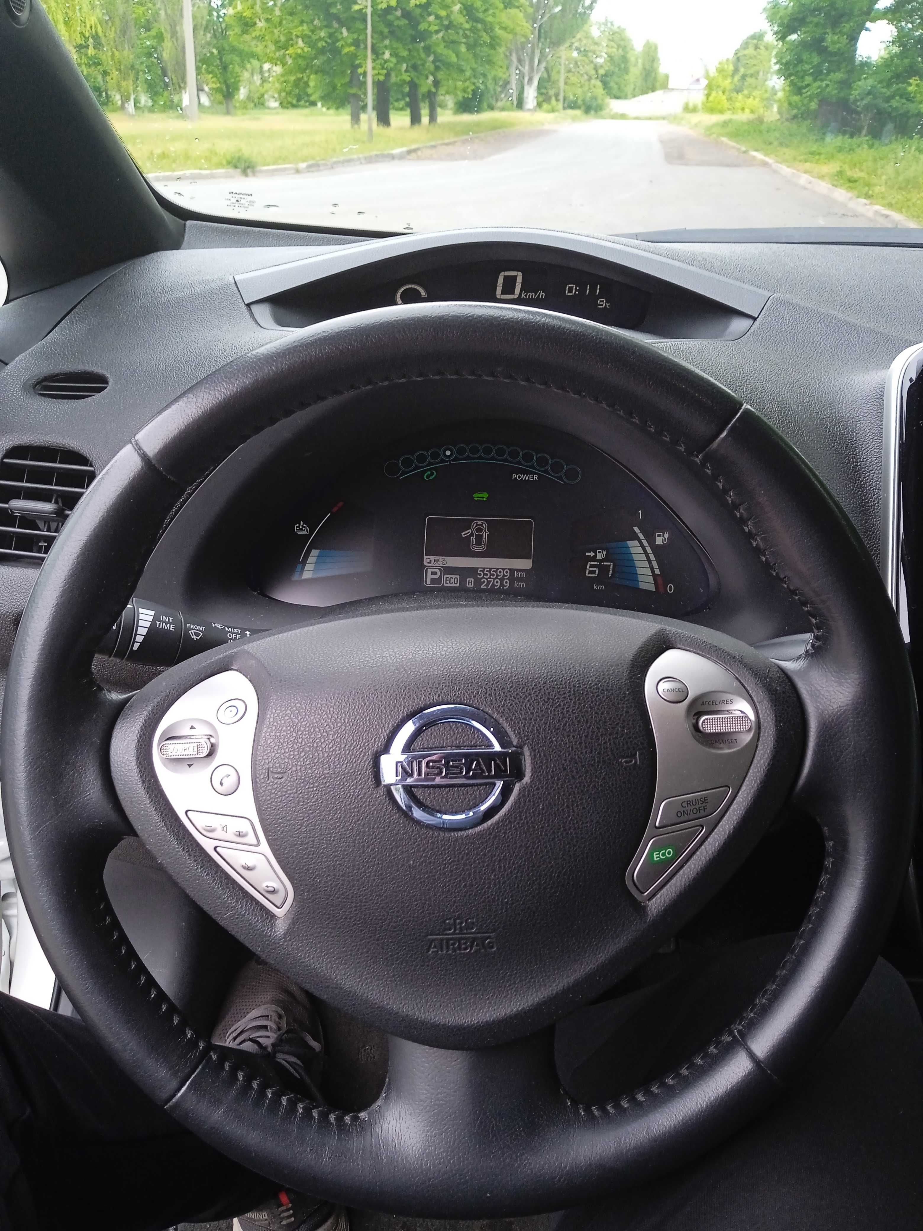 Nissan Leaf 2015р