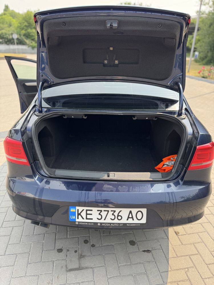 Volkswagen Passat B7 2012, 1.8