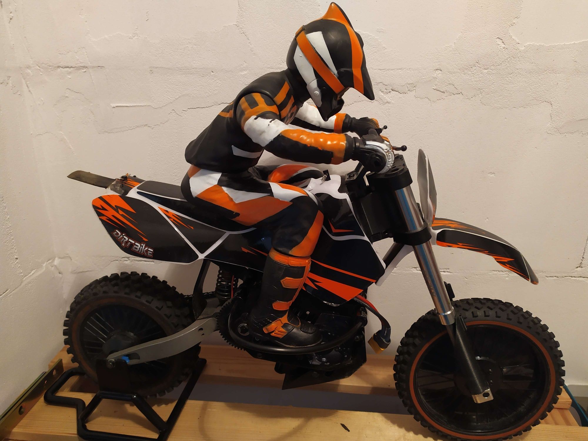 Reely Dirtbike Brushless 1:4 RC motocykl elektryczny (Losi,Traxxas)