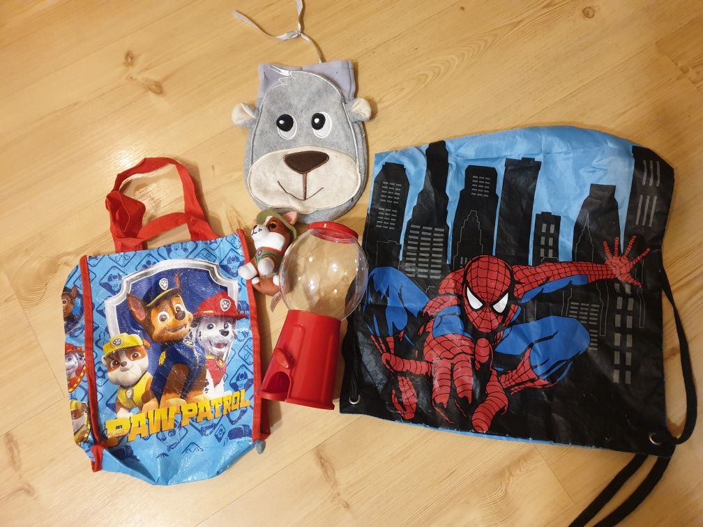 worek spiderman maszyna do cukierków