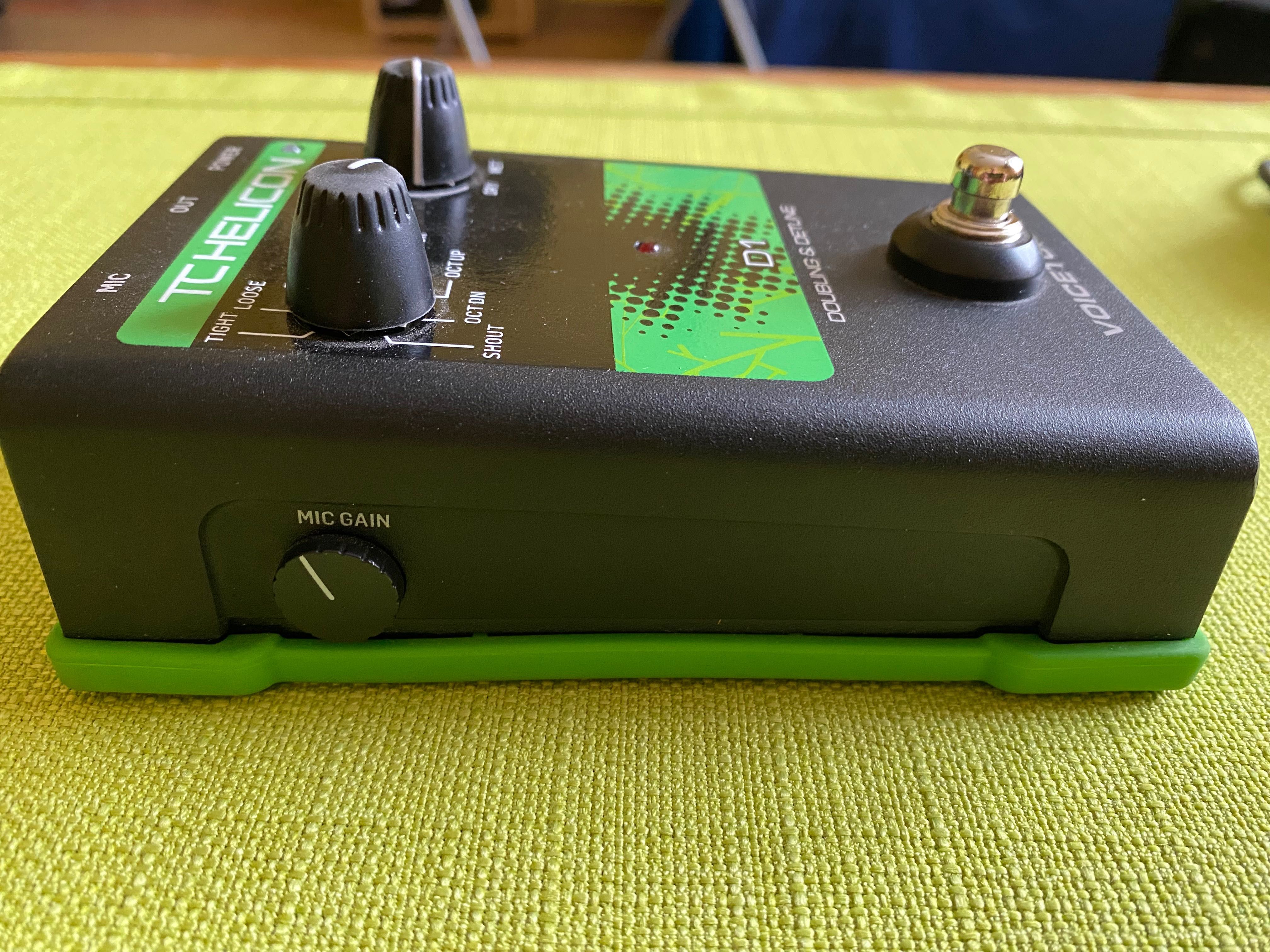 TC-Helicon VoiceTone D1