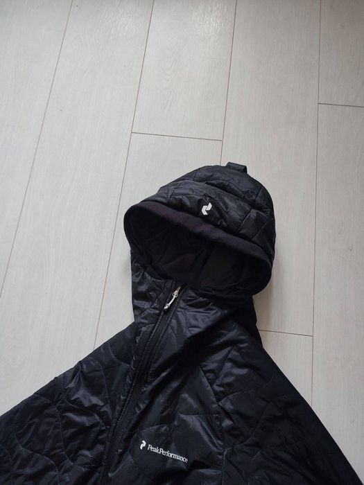 Peak Performance куртка тепла зимова стан 10/10 розмір M-L