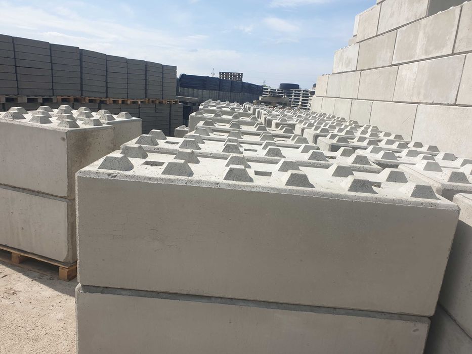 Bloki betonowe ,,LEGO'' 180x60x60 Mur oporowy