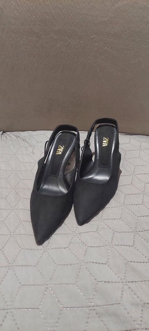 Туфлі / лодочки Zara 38 розмір