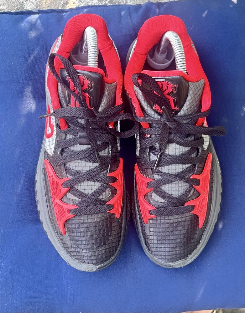 Nike Kyrie 4 Low Оригінал Баскетбольні
