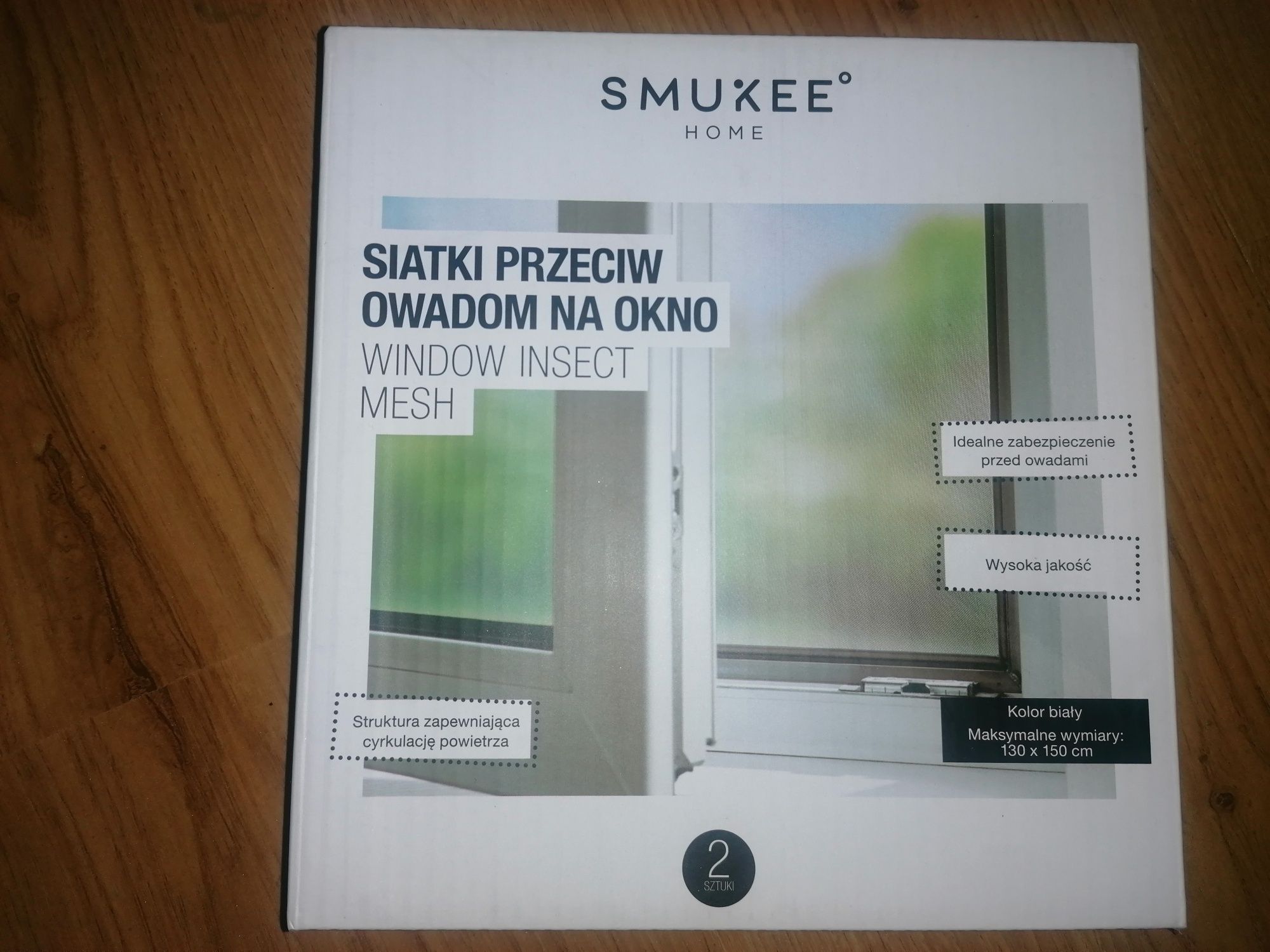 Siatki przeciw owadom na okno