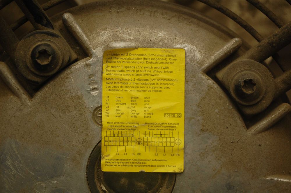 Wentylator osiowy ZIEHL-ABEGG fn080 400V FL056-ADW.4F.A5P