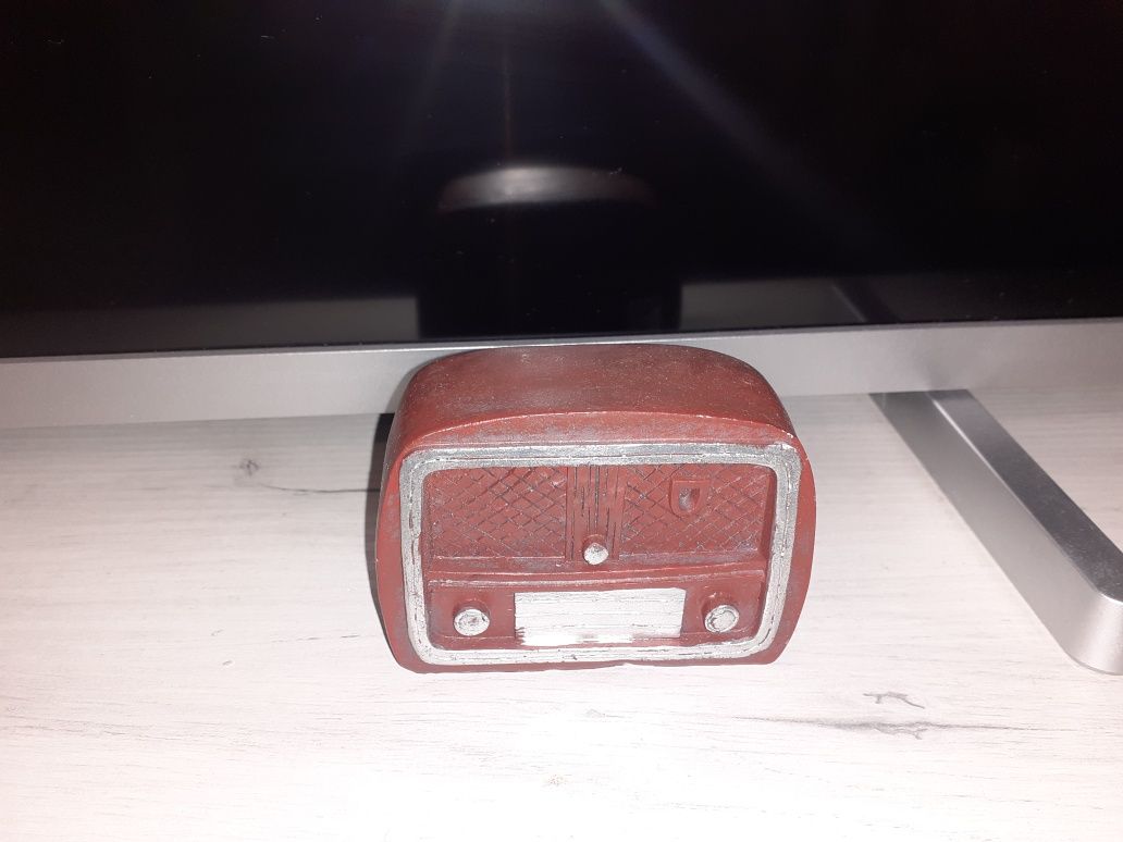 Gipsowe ozdoby  retro