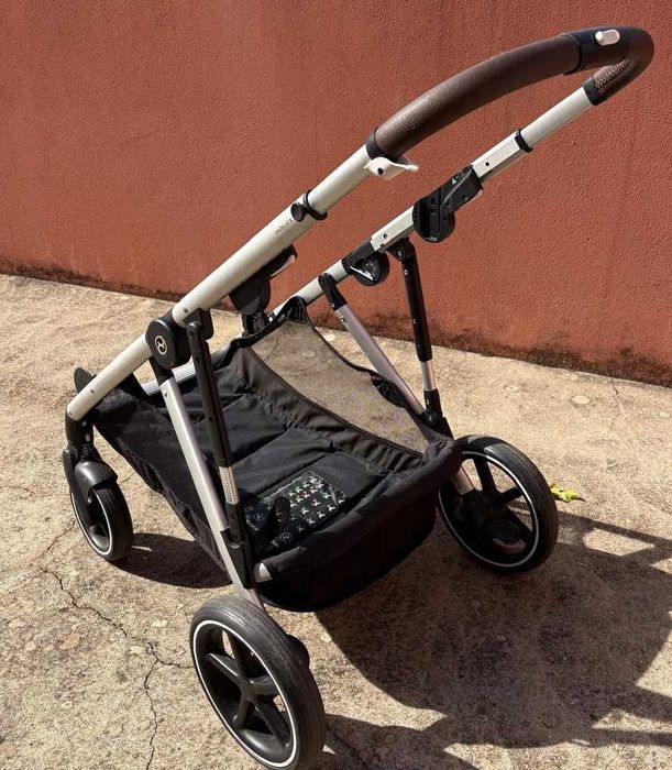 Carrinho Cybex Gaselle S + 2Assentos + 2Cadeiras auto (ovos)