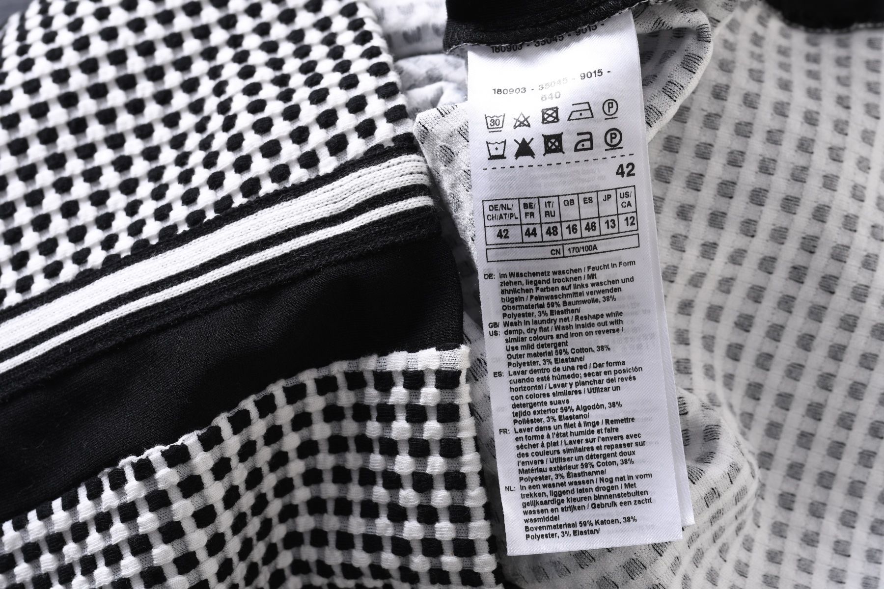GERRY WEBER prosta czarno-biała sukienka dzianina strukturalna 42 44