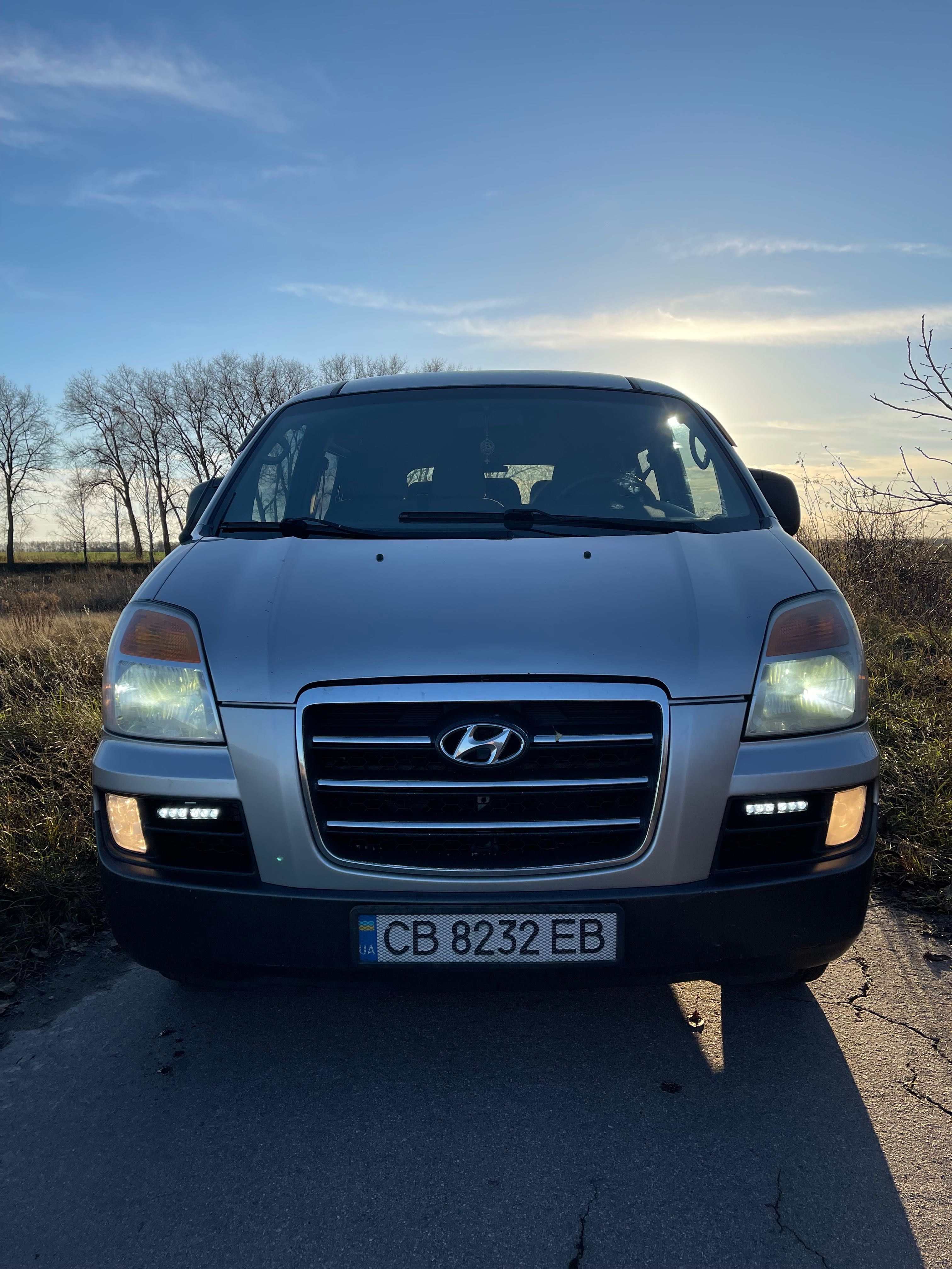 Продам авто Hyundai H1