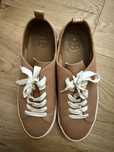 Tenis massimu dutti