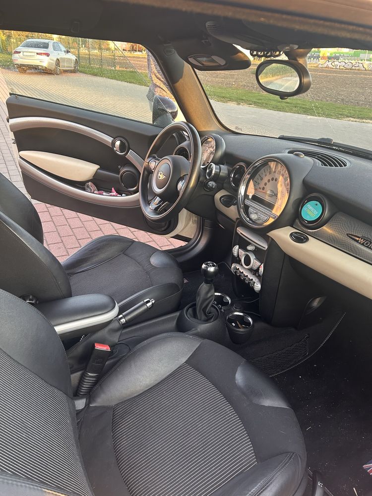 MINI Cooper S 1.6 Clubman John Cooper Works 174km