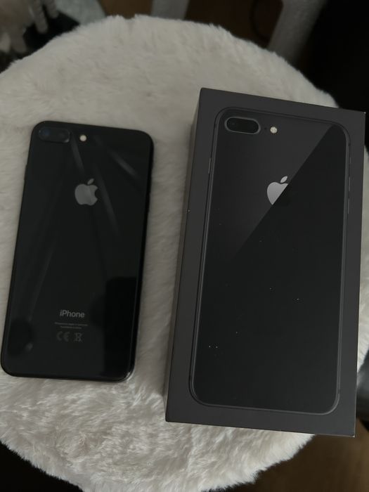 iPhone 8 Plus 64GB czarny – sprawny, gotowy do użycia!