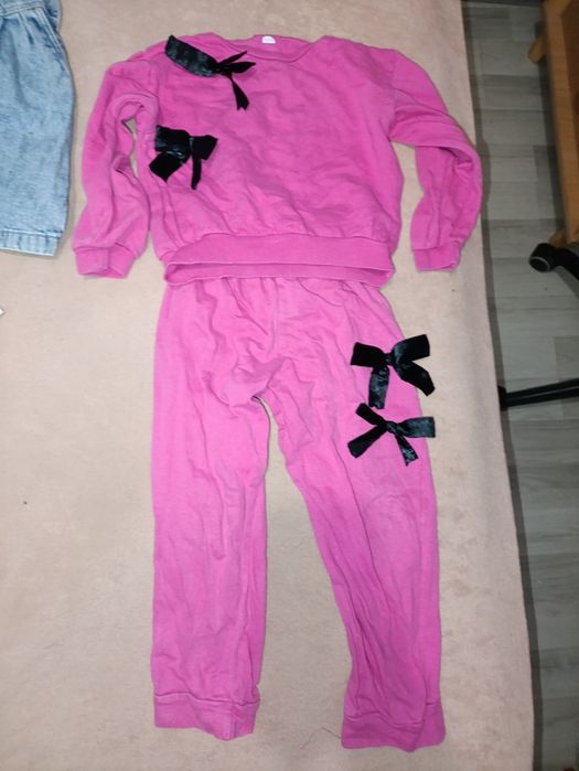 Речі для дівчинки 104-110см