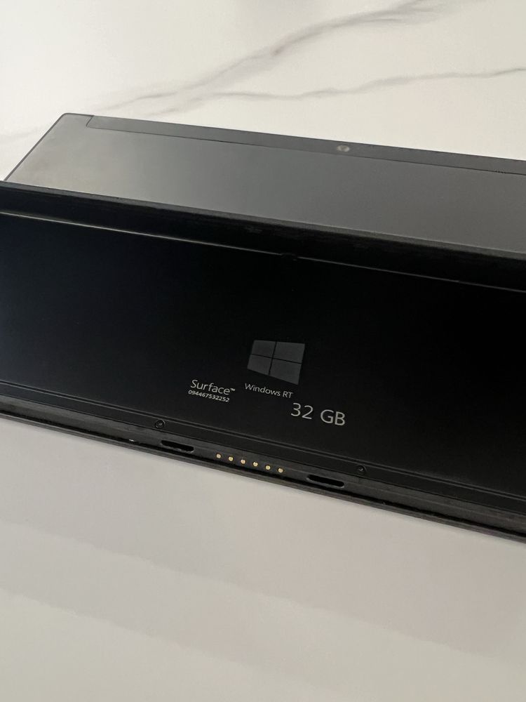 Microsoft Surface RT 32GB + Teclado