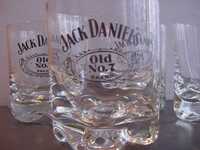 Jack Daniels - 6 szklanek z firmowym logo + znaczek JD