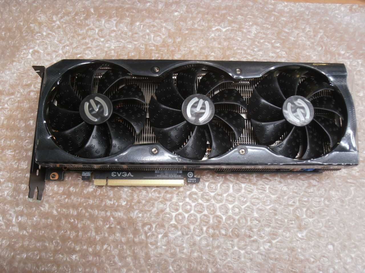 Видеокарта EVGA RTX 3060 Ti FTW3 ULTRA GAMING 8GB 08G-P5-3667-KL LHR