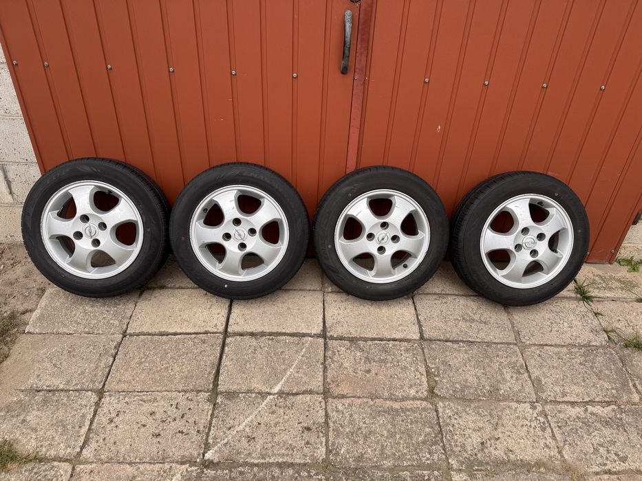 Felgi 14” z oponami letnimi 4x100