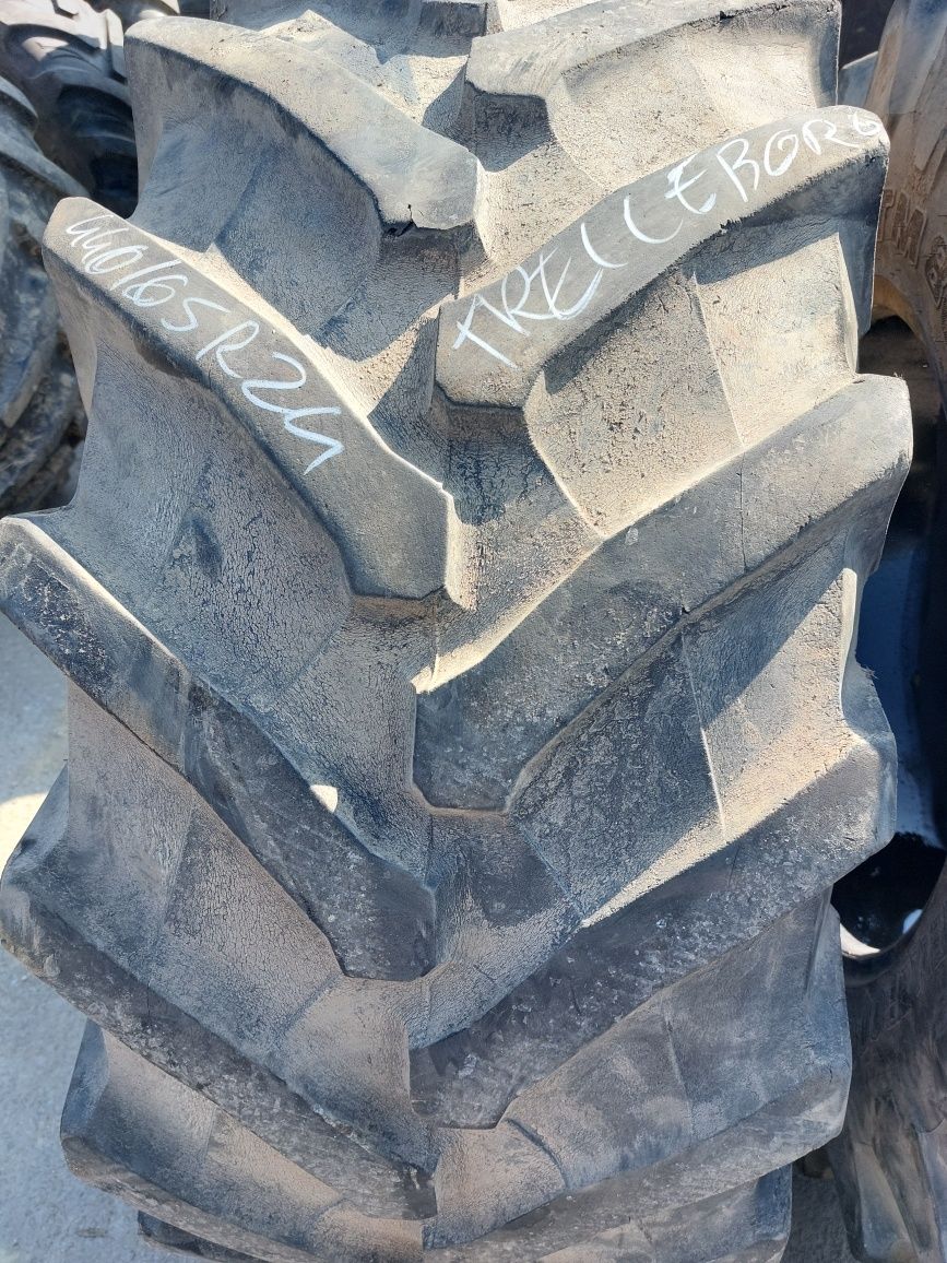 440/65R24 Trelleborg opony używane rolnicze para