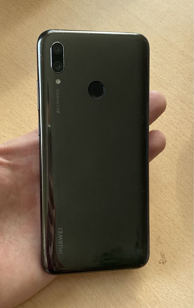 Huawei P smart 2019 3/64GB повністю робочий