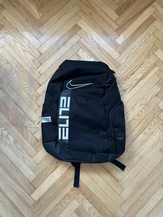 Plecak Nike Elite czarno–biały