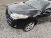 Błotnik lewy prawy błotniki Renault Megane III 3 kolor czarny Tegne