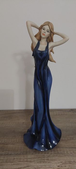 Boneca de porcelana