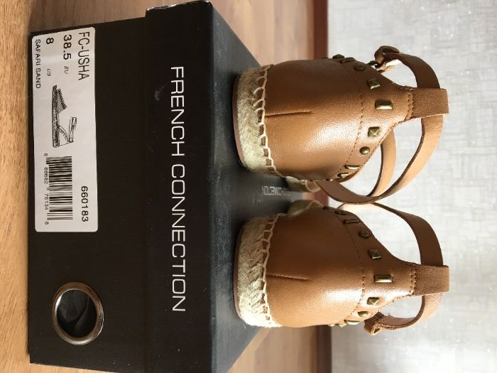 Сандалии French Connection