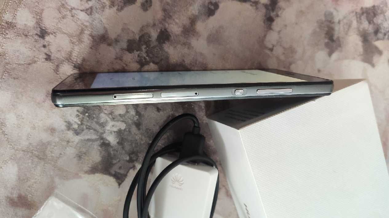 Huawei p8 lite model 2017