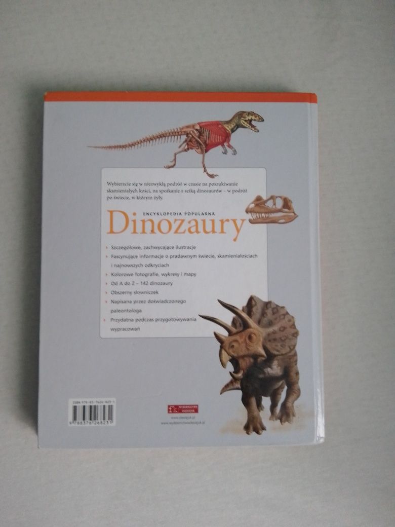 Używana książka o dinozaurach