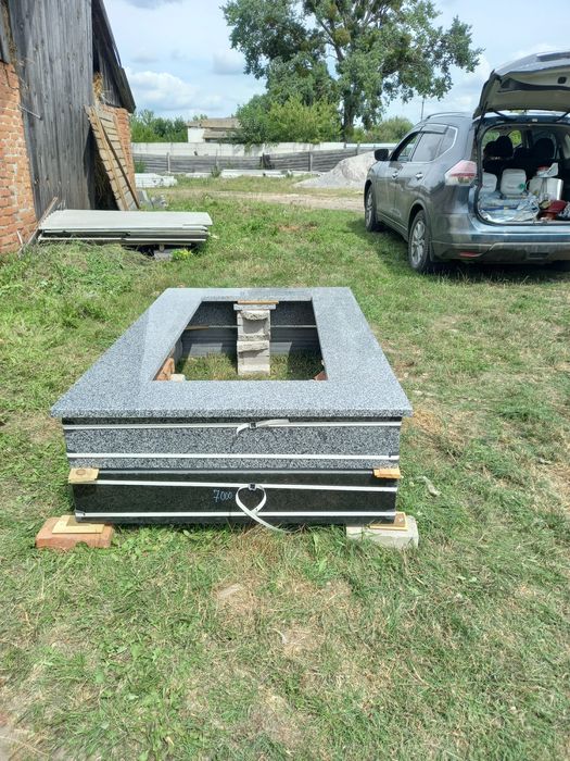 Продам пам'ятники від  виробника