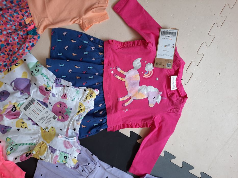 Sukienka długi rękaw r 62 Coccodrillo jednorożec