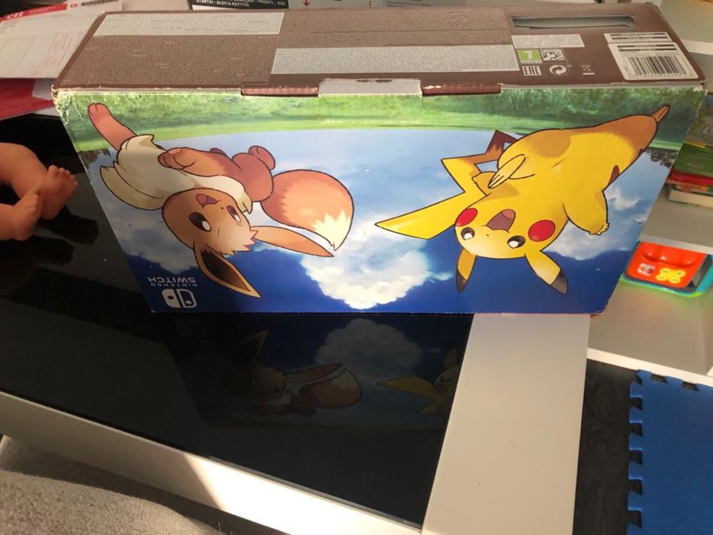 Nintendo Switch Edicão Pokemon Picachu