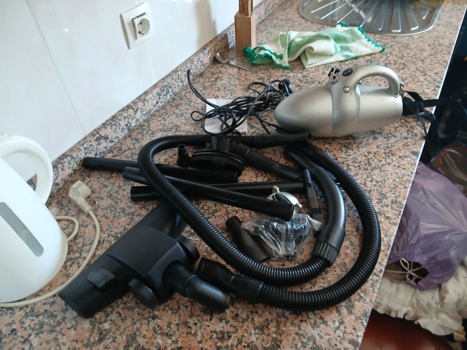 Aspirador mais os acessórios