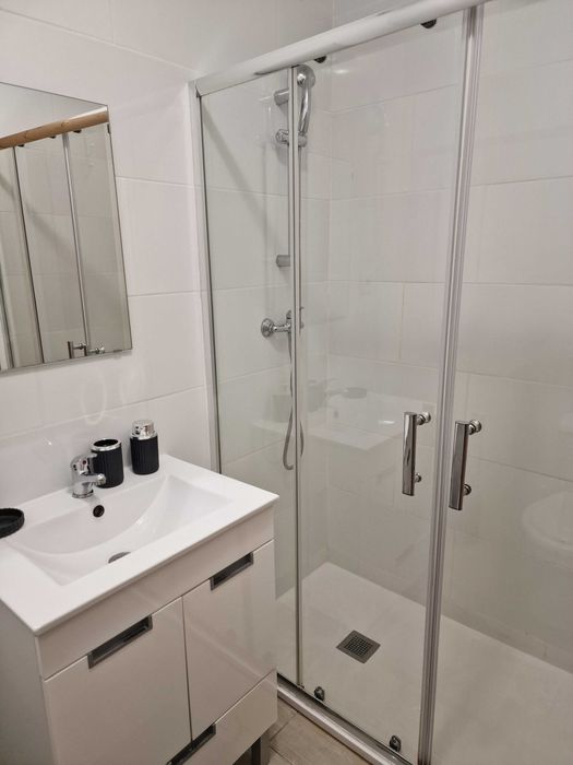 T0 Estudio Parede Linha de Cascais