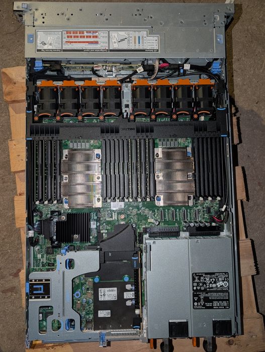 3x serwer Dell R640 Dell R730 Fujitsu Primery RX2540 m5
