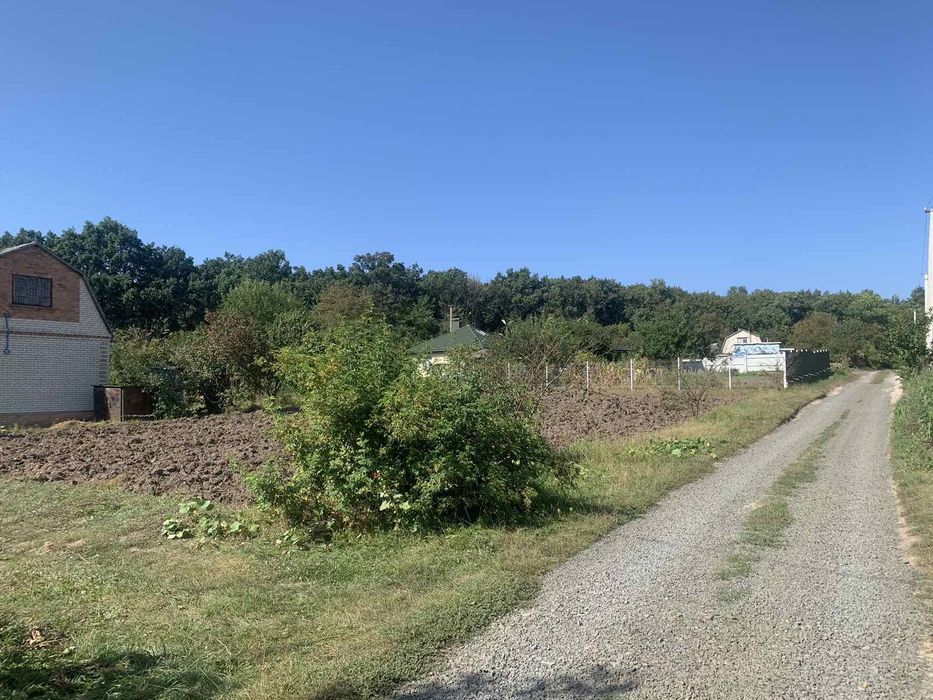 Земельна ділянка Лаврів